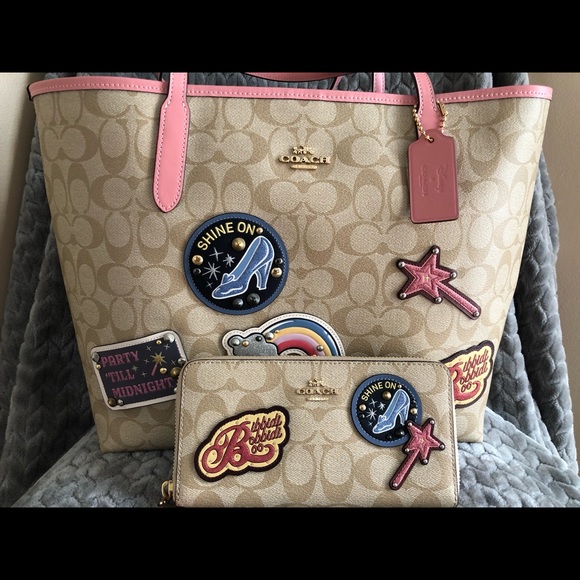 coach cinderella purse